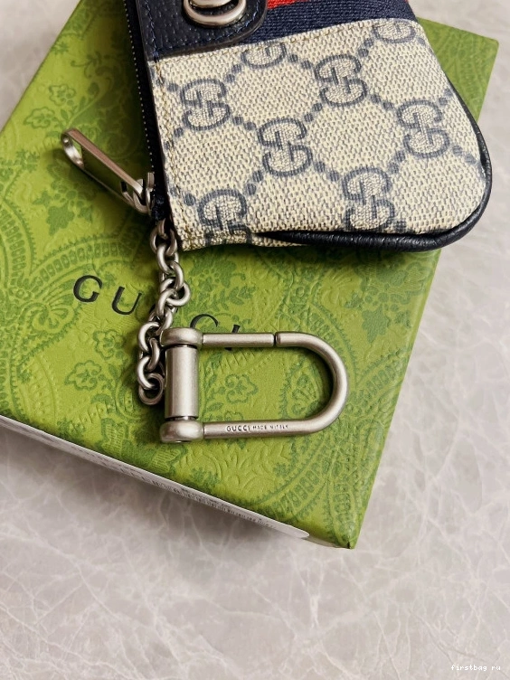 First bag ru Gucci key GG matelassé case Marmont 0707